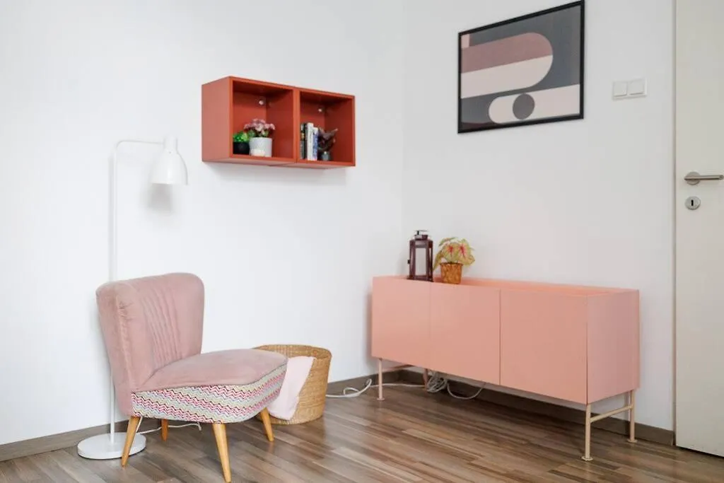 Apartment Stylish Haven-Near Brunnenmarkt Vienna